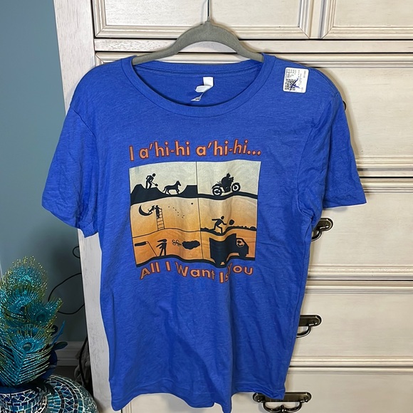 Bella Canvas Tops - Unisex cute graphic t shirt med new ALL I WANT IS YOU